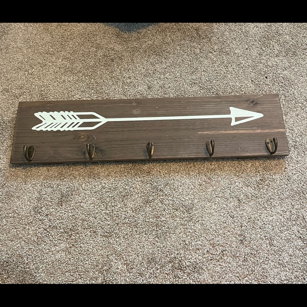 Wooden Arrow Wall Hook Art